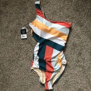 NWT Nani Cascade Tahoe One Piece size L